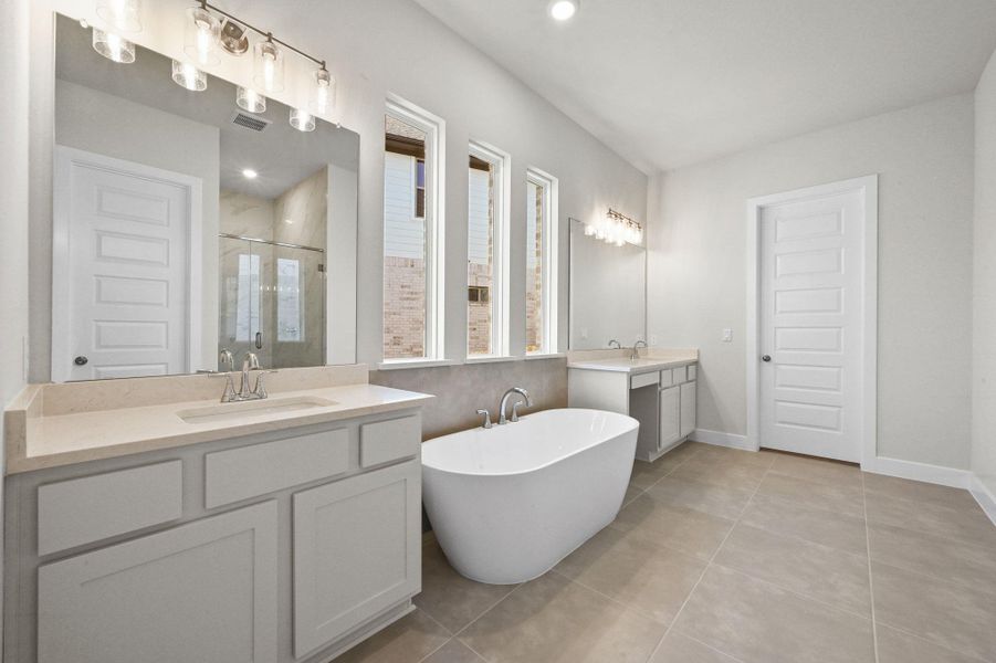 Furnished interior view inside a new home in Santa Rita Ranch, Liberty Hill (Image 5).