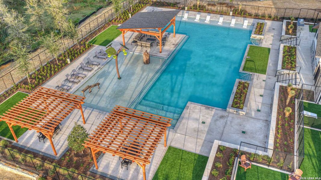 Community amenities in Bollinger, Maxwell (Image 21).