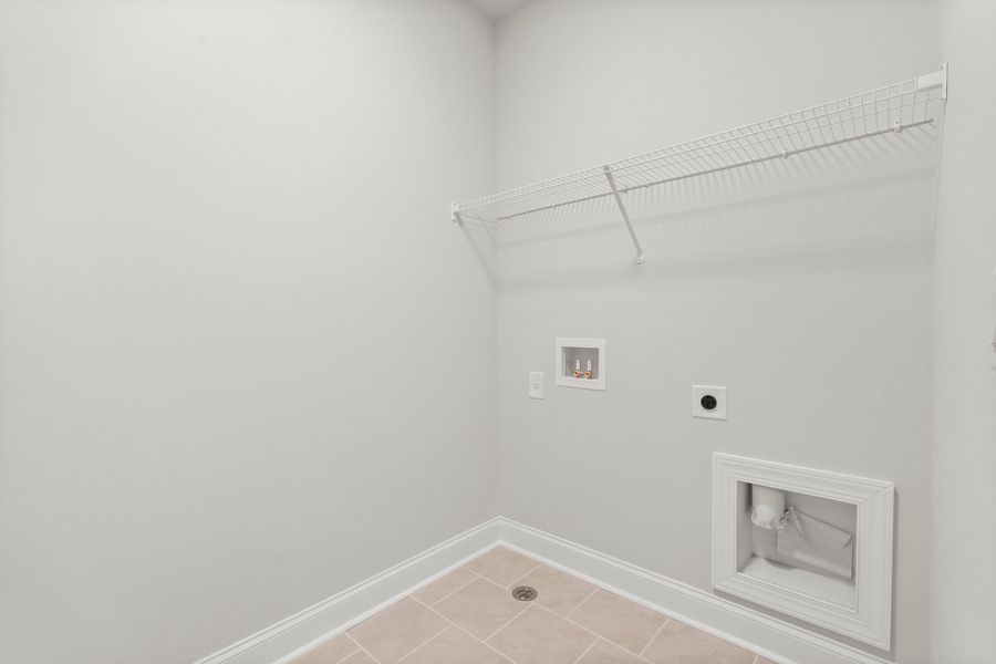 Representative unfurnished interior of a home built from the The Castleberry by The Providence Group in Aberdeen, Hoschton (Image 39).