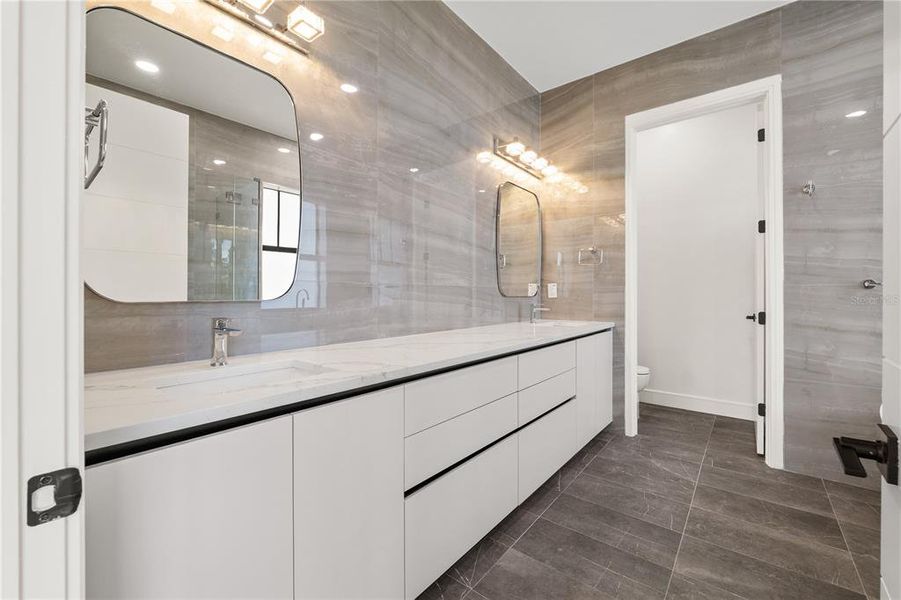 Furnished interior view inside a new home in , Oldsmar (Image 12). Furnished interior view inside a new home in , Oldsmar (Image 12).