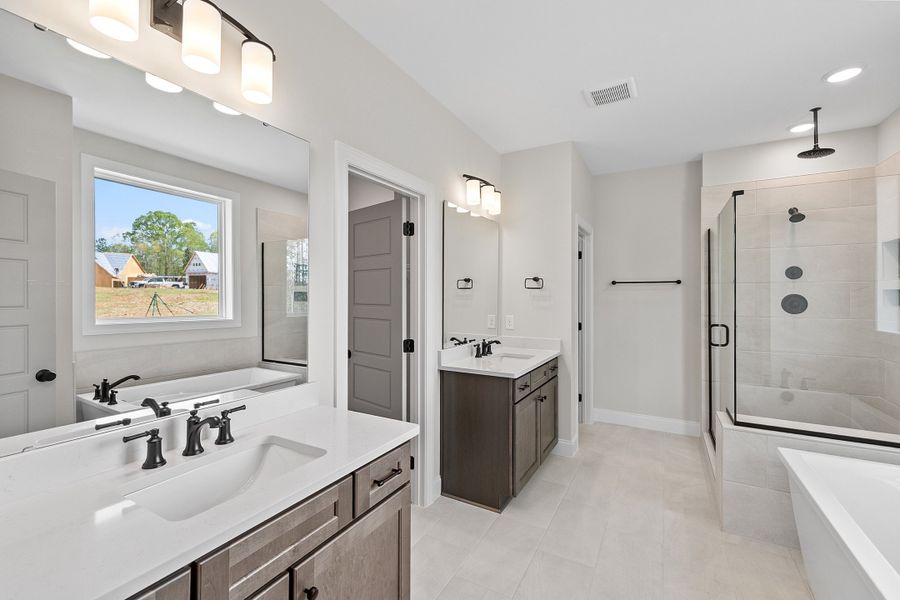 Representative furnished interior of a home built from the The Bradley by RobuckHomes in Baylee Ridge, Selma (Image 121). Representative furnished interior of a home built from the The Bradley by RobuckHomes in Baylee Ridge, Selma (Image 121).