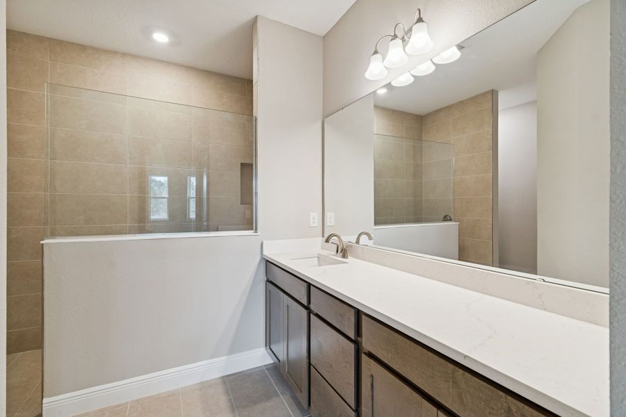 Furnished interior view inside a new home in Southern Hills Plantation, Brooksville (Image 16).