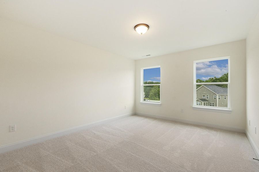 Spacious, unfurnished interior of a new home in Berea Farms, Four Oaks (Image 37).