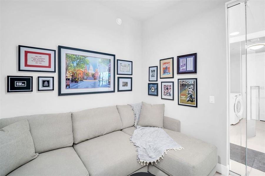 Furnished interior view inside a new home in , St. Petersburg (Image 43).