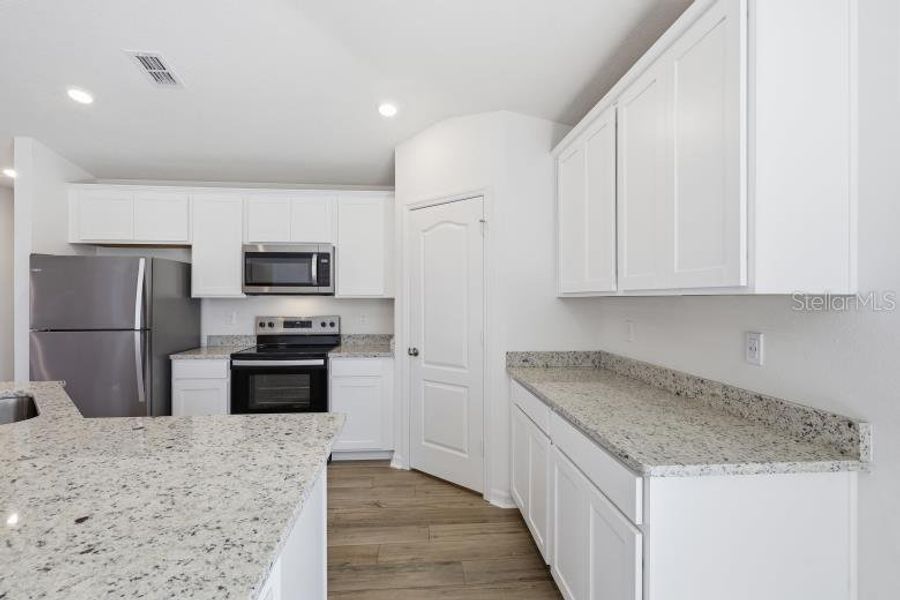 Furnished interior view inside a new home in Palm Coast, Palm Coast (Image 9).