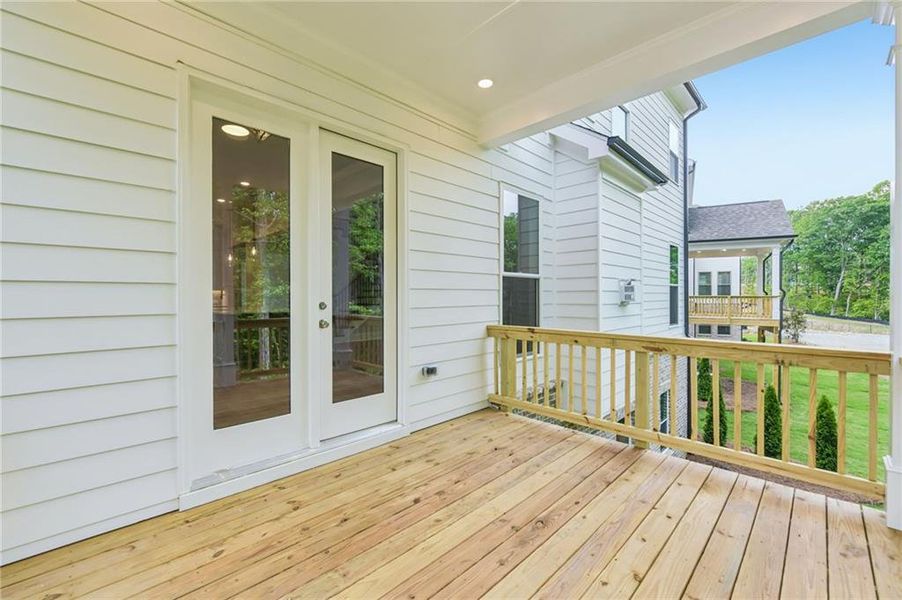 Exterior details and patio area of a home in Waterhaven, Cumming (Image 3).