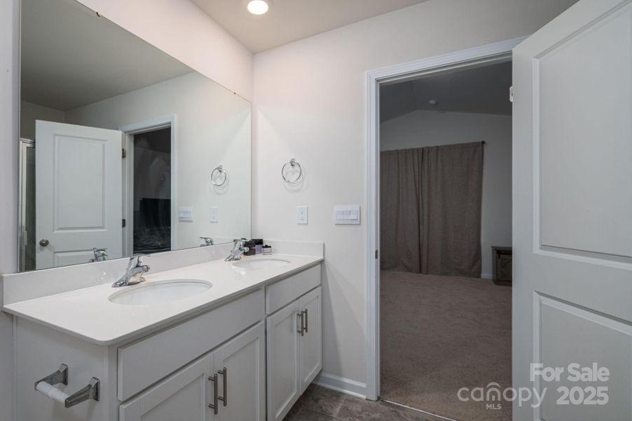 Furnished interior view inside a new home in Mills at Long Creek, Dallas (Image 12).