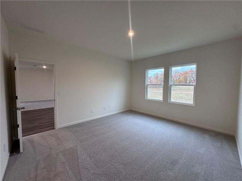 Spacious, unfurnished interior of a new home in Mt. Tabor Ridge, Dallas (Image 17). Spacious, unfurnished interior of a new home in Mt. Tabor Ridge, Dallas (Image 17).