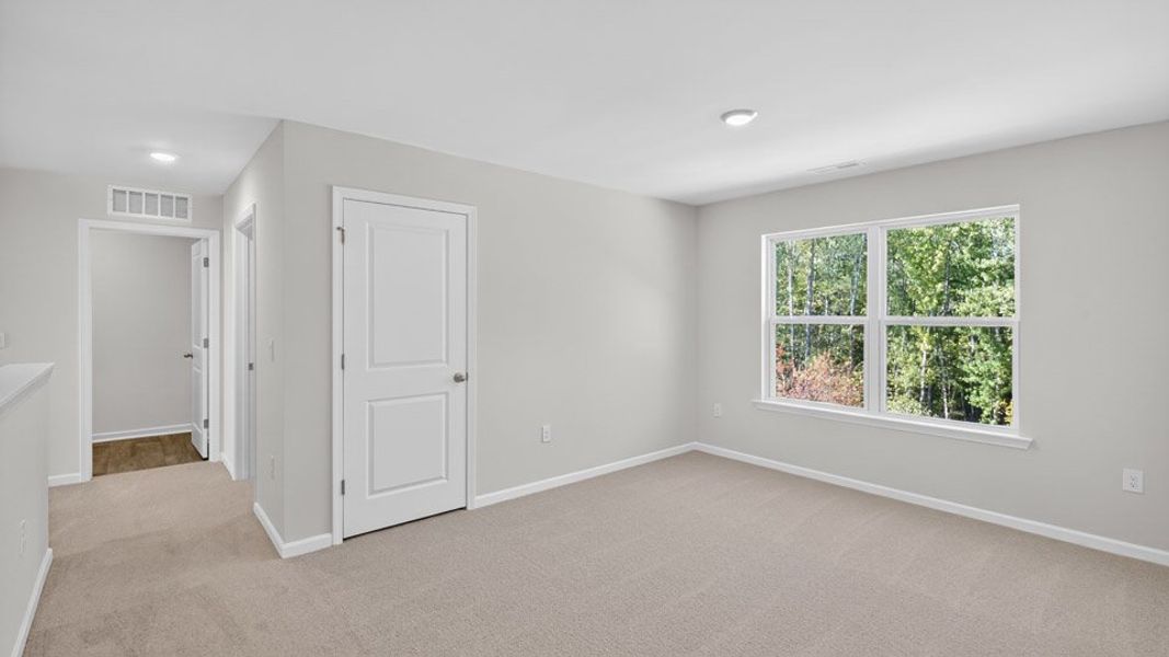 Spacious, unfurnished interior of a new home in Olive Branch, Clayton (Image 19). Spacious, unfurnished interior of a new home in Olive Branch, Clayton (Image 19).