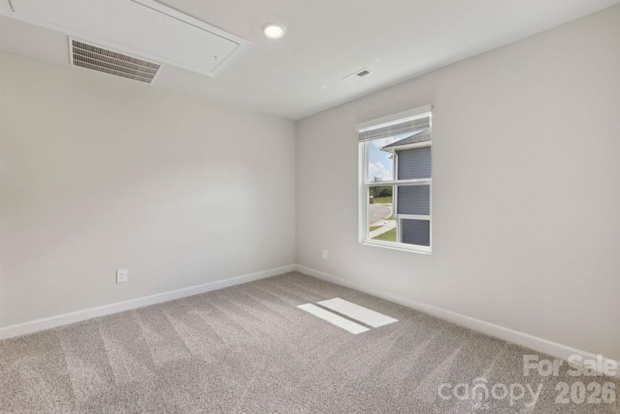 Photo is not of the actual home, but is an inspirational photo of builder’s model home and may depict options, furnishings, and/or decorator features that are not included Photo is not of the actual home, but is an inspirational photo of builder’s model home and may depict options, furnishings, and/or decorator features that are not included