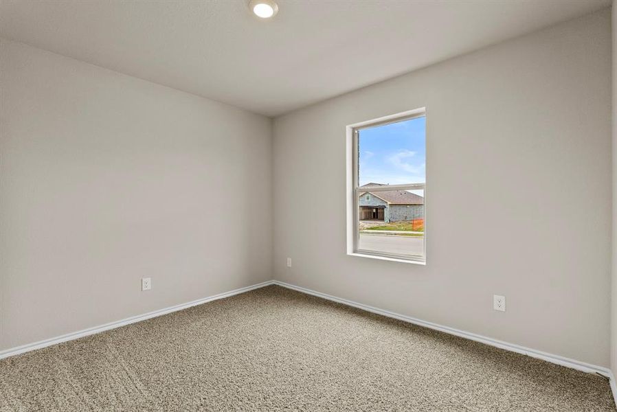 Spacious, unfurnished interior of a new home in , Fort Worth (Image 11).