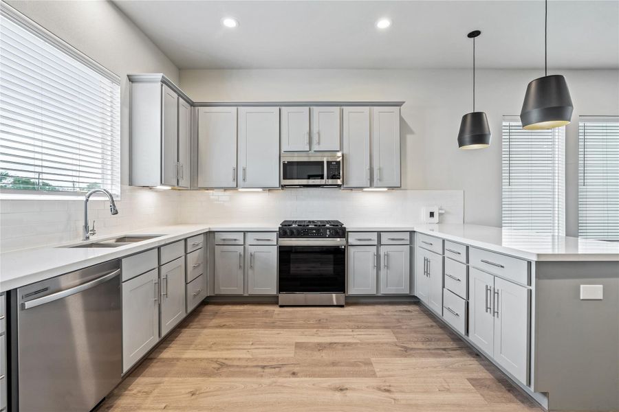 Furnished interior view inside a new home in Willowbend Point, Houston (Image 27).