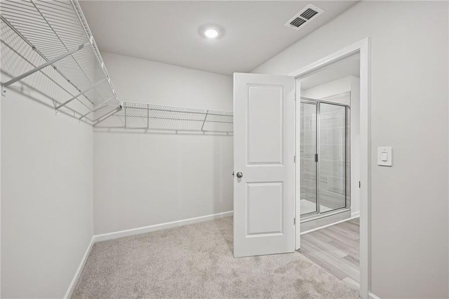 Spacious, unfurnished interior of a new home in Creekside at Oxford Park, Fairburn (Image 19).