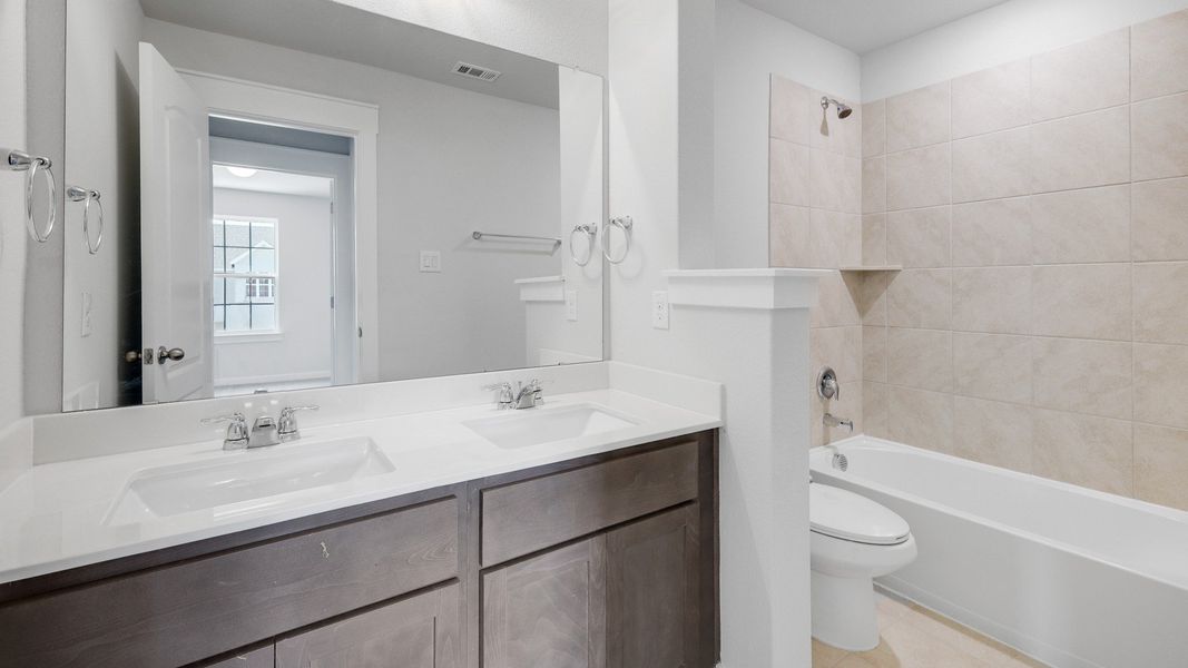 Representative furnished interior of a home built from the Legend by Brightland Homes in Mostyn Springs, Magnolia (Image 16).