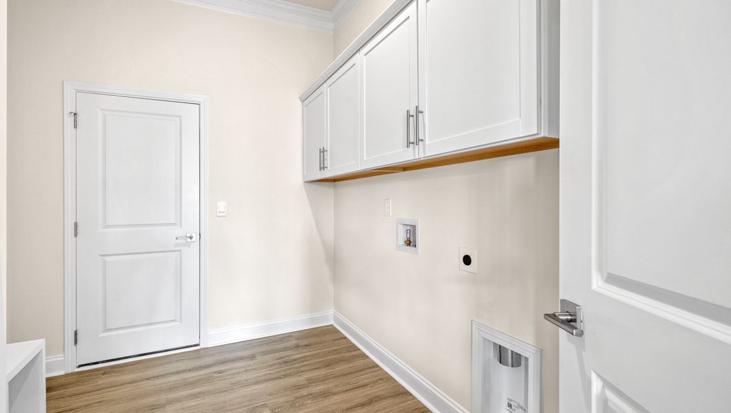 Spacious, unfurnished interior of a new home in The Villas at Pine Valley, Boiling Springs (Image 24). Spacious, unfurnished interior of a new home in The Villas at Pine Valley, Boiling Springs (Image 24).