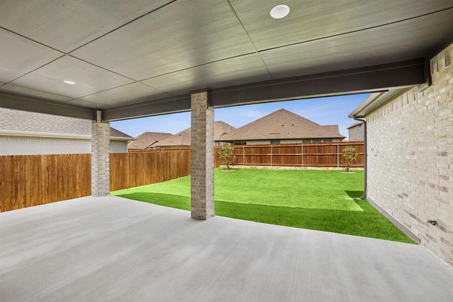Exterior details and patio area of a home in Elevon, Lavon (Image 1). Exterior details and patio area of a home in Elevon, Lavon (Image 1).