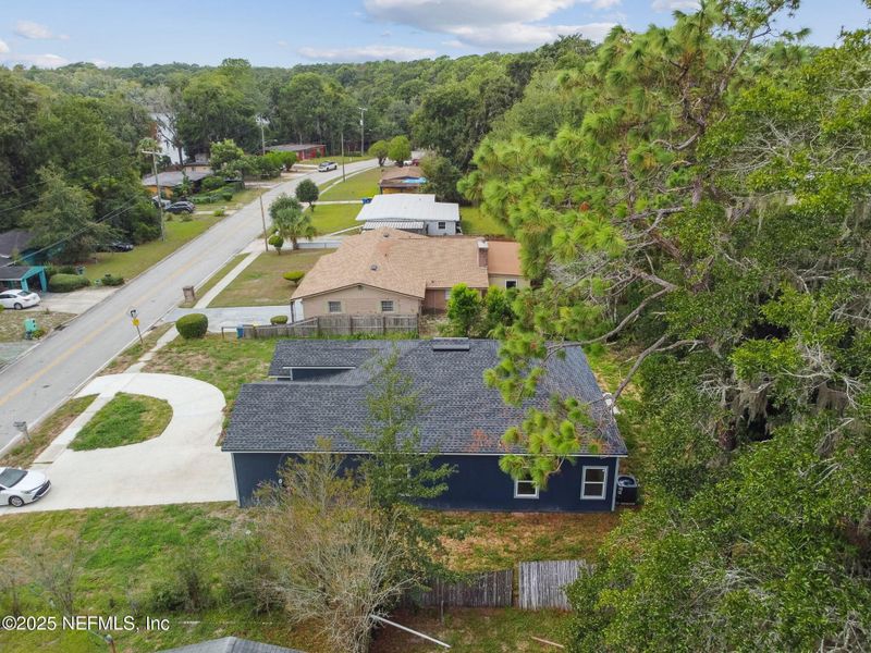 Image 25 of a home in . Image 25 of a home in .