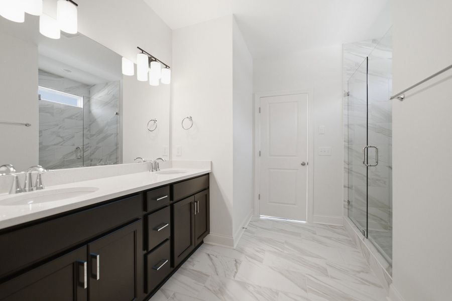 Furnished interior view inside a new home in Dorris Farm, White House (Image 13).