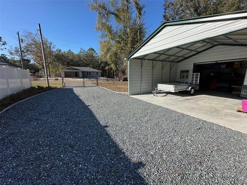 Exterior details and patio area of a home in , Dunnellon (Image 27). Exterior details and patio area of a home in , Dunnellon (Image 27).