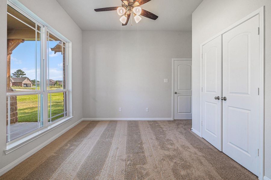 Spacious, unfurnished interior of a new home in , Conroe (Image 23). Spacious, unfurnished interior of a new home in , Conroe (Image 23).