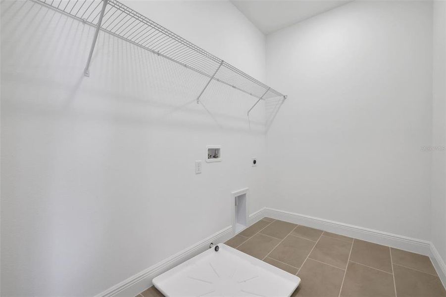 Spacious, unfurnished interior of a new home in Weslyn Park at Sunbridge (Craft Homes), St. Cloud (Image 29).