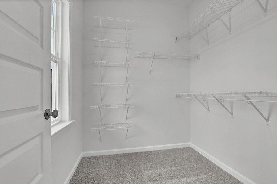 Spacious, unfurnished interior of a new home in East Wynd, Hampstead (Image 22).