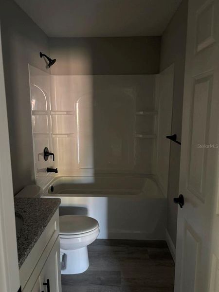 Image 29 of a home in .