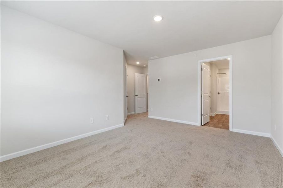 Spacious, unfurnished interior of a new home in Carolina, Palmetto (Image 24). Spacious, unfurnished interior of a new home in Carolina, Palmetto (Image 24).