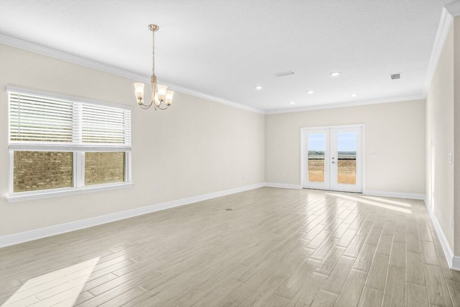 Spacious, unfurnished interior of a new home in Lake Merial, Panama City (Image 28).