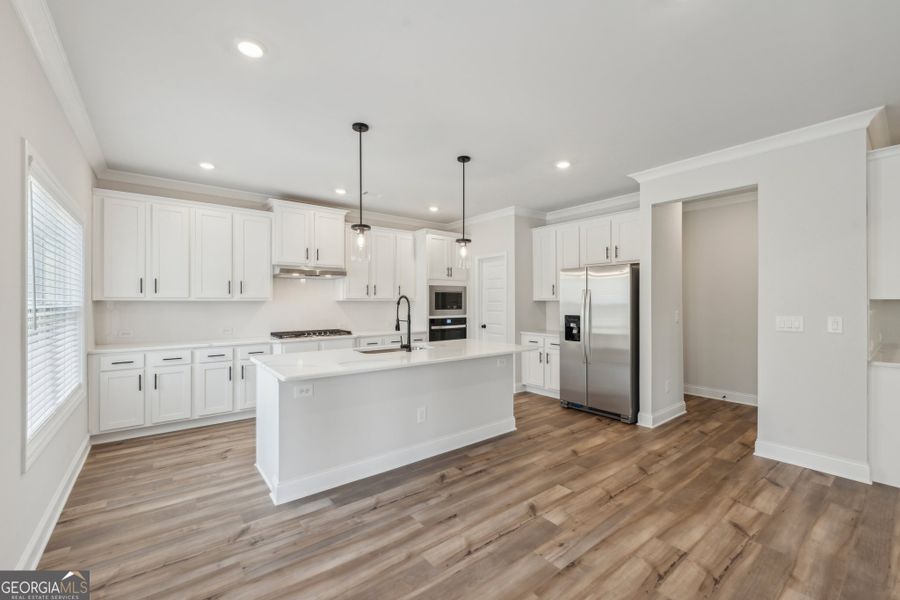 Furnished interior view inside a new home in Ponderosa Farms Manor, Gainesville (Image 4). Furnished interior view inside a new home in Ponderosa Farms Manor, Gainesville (Image 4).
