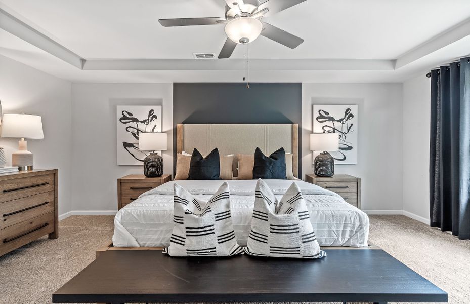 Representative furnished interior of a home built from the Hampton by Pulte Homes in Indigo Park, Easley (Image 6).