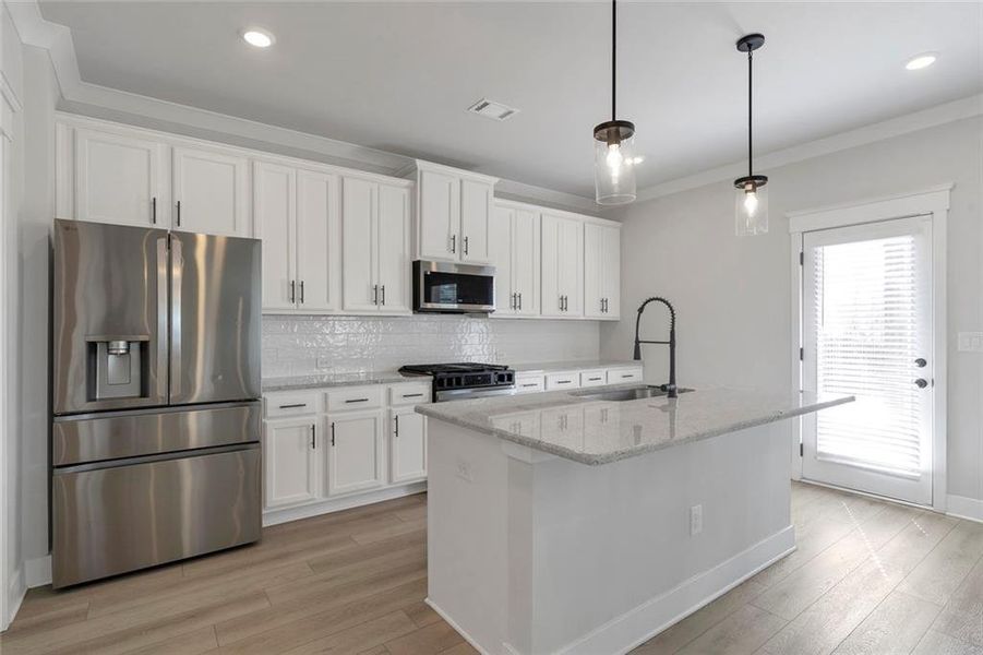 Furnished interior view inside a new home in , Gainesville (Image 14).