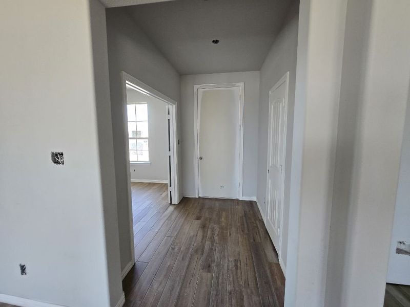 Spacious, unfurnished interior of a new home in Hillview Addition, Decatur (Image 3).