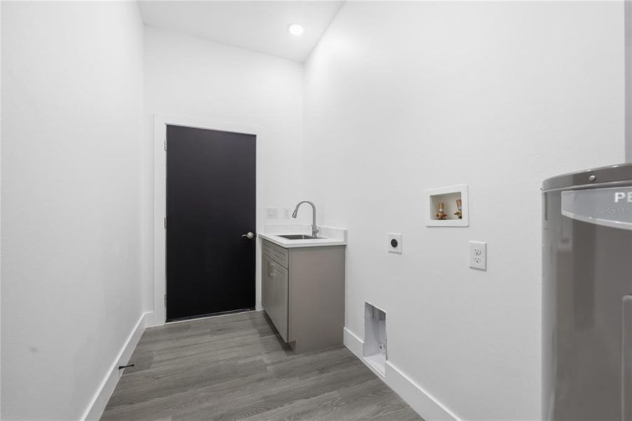 Furnished interior view inside a new home in , Wildwood (Image 17).