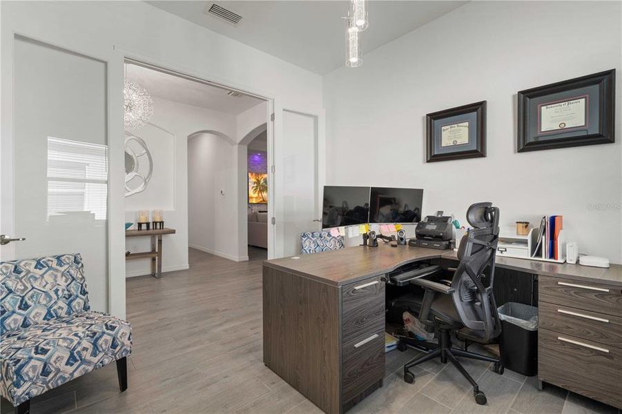 Furnished interior view inside a new home in , Punta Gorda (Image 41).