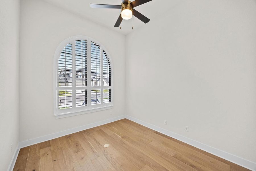 Spacious, unfurnished interior of a new home in Santa Rita Ranch: 90ft. lots, Liberty Hill (Image 19). Spacious, unfurnished interior of a new home in Santa Rita Ranch: 90ft. lots, Liberty Hill (Image 19).