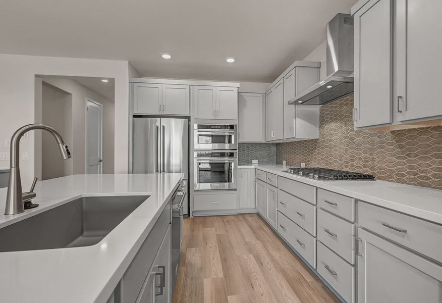 Ridgecrest Flourish HS 91 Kitchen - 13 of 19