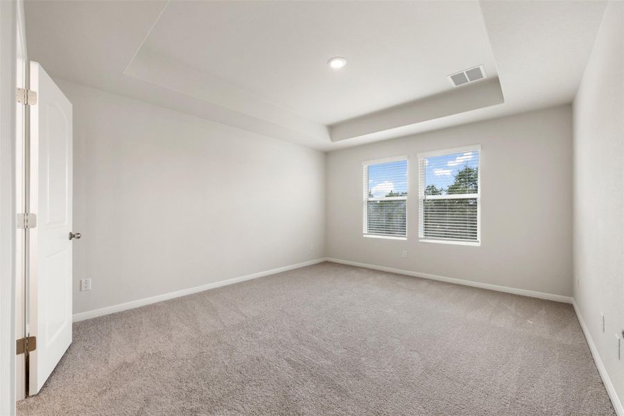 Spacious, unfurnished interior of a new home in The Cottages at La Cima, San Marcos (Image 22).