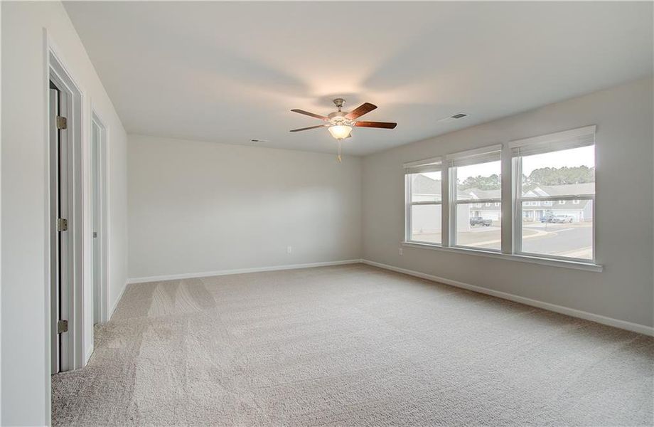Spacious, unfurnished interior of a new home in Cooper Park, McDonough (Image 13).