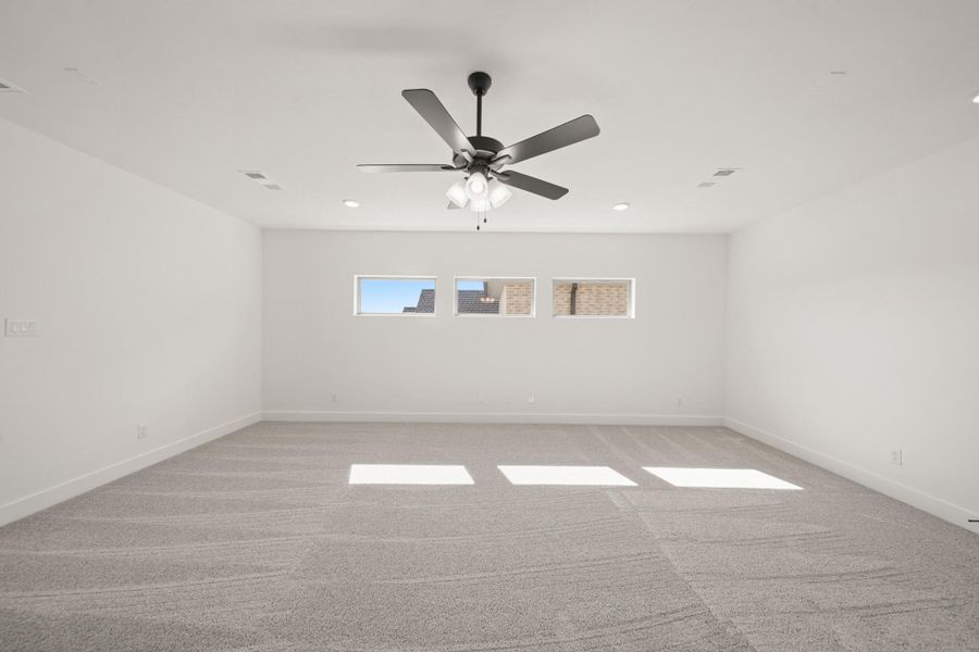 Spacious, unfurnished interior of a new home in Weston Lakes, Fulshear (Image 18).