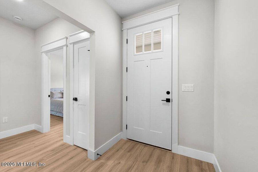 Spacious, unfurnished interior of a new home in , Jacksonville (Image 20).