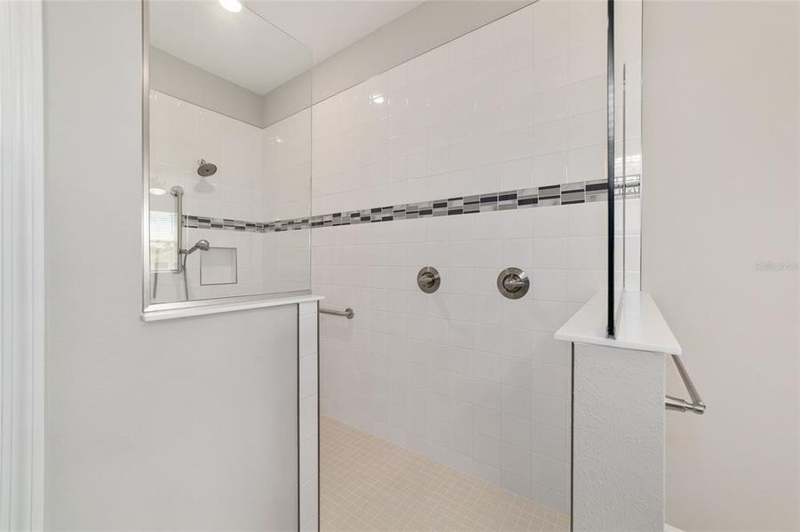 Close-up of interior finishes inside a home in , Ocala (Image 20). Close-up of interior finishes inside a home in , Ocala (Image 20).