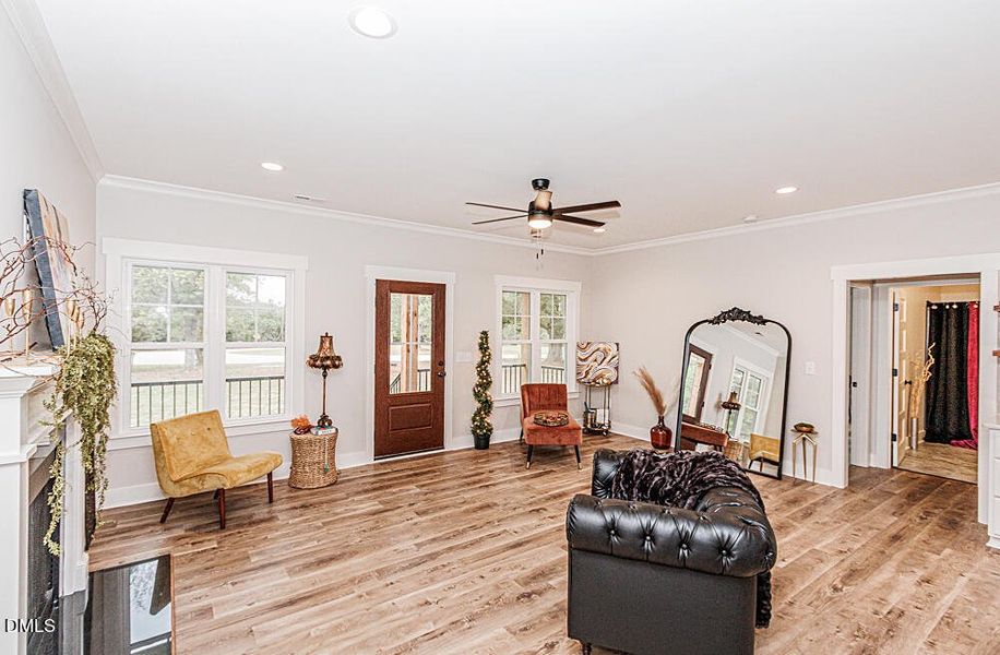 0017-IMG_0018 0017-IMG_0018