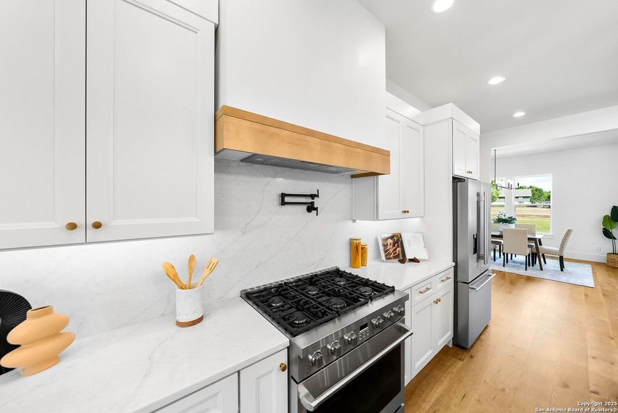 Close-up of interior finishes inside a home in , Bandera (Image 18). Close-up of interior finishes inside a home in , Bandera (Image 18).