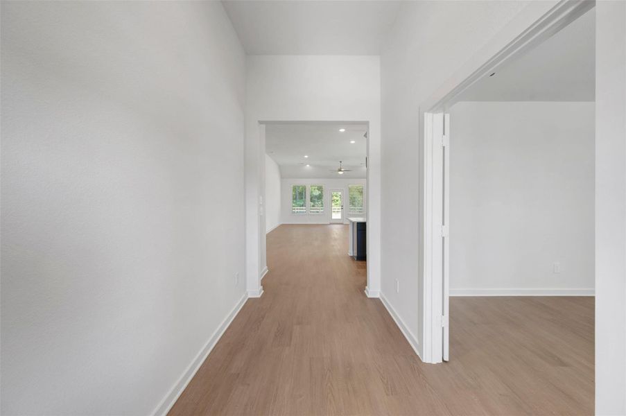 Spacious, unfurnished interior of a new home in Lone Star Landing, Montgomery (Image 17). Spacious, unfurnished interior of a new home in Lone Star Landing, Montgomery (Image 17).