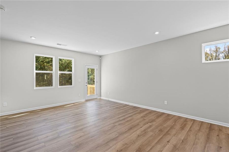 Spacious, unfurnished interior of a new home in Villas at Gold Creek, Dawsonville (Image 31). Spacious, unfurnished interior of a new home in Villas at Gold Creek, Dawsonville (Image 31).