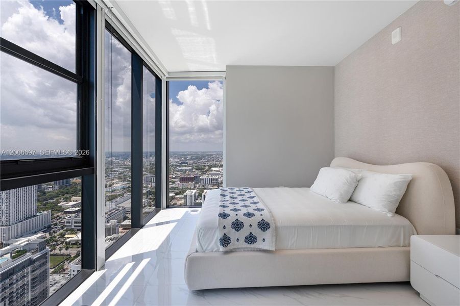 Image 79 of a home in .