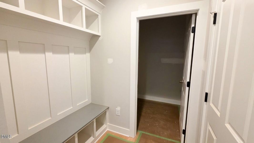 212 Rawhide (16) (Medium)