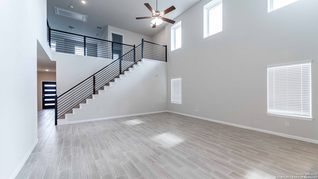 Spacious, unfurnished interior of a new home in Morgan Meadows, San Antonio (Image 6). Spacious, unfurnished interior of a new home in Morgan Meadows, San Antonio (Image 6).