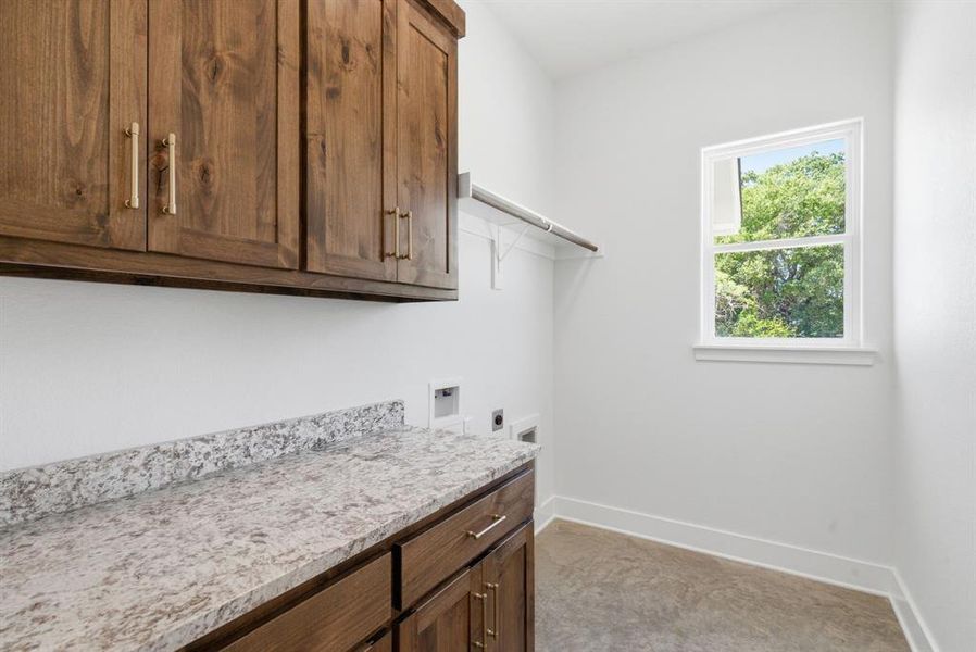 Furnished interior view inside a new home in , Weatherford (Image 10).